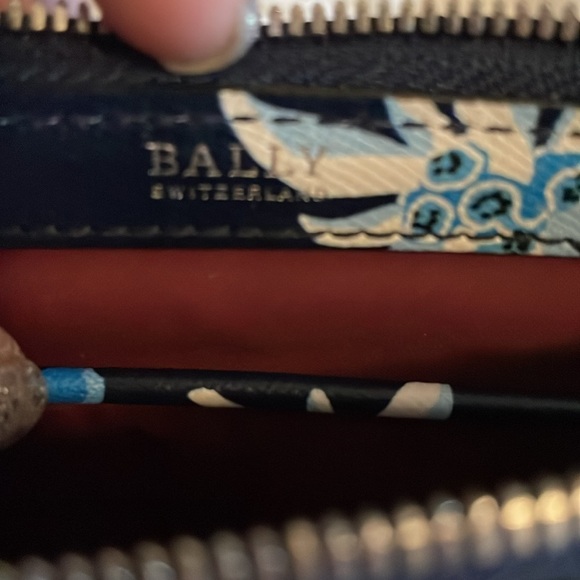 Bally wrislet - Picture 12 of 15